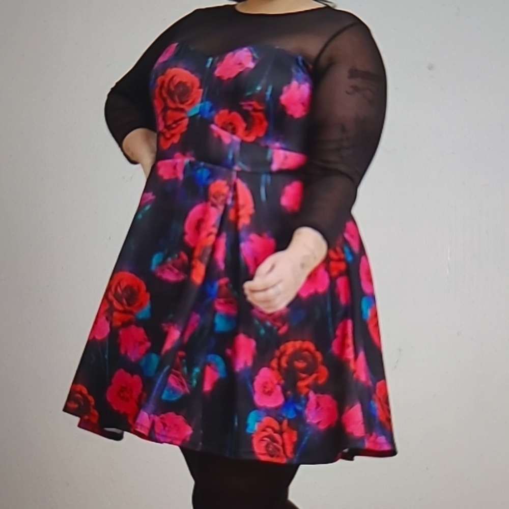 TORRID MINI SCUBA ILLUSION NECK DRESS BLACK FLOWERS 1X